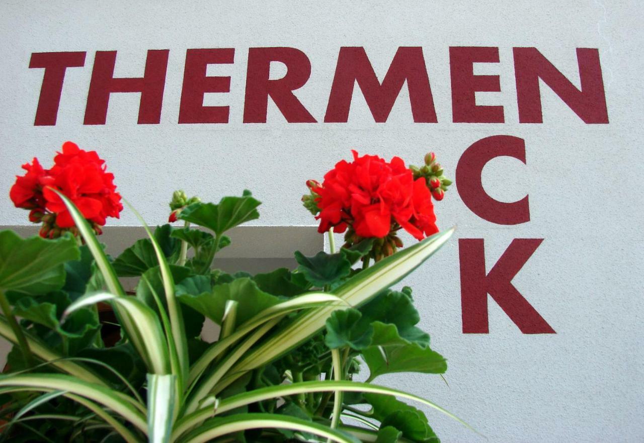 Appartementhaus Thermeneck Laa an der Thaya Bagian luar foto